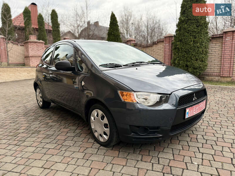Хэтчбек Mitsubishi Colt 2009 в Черновцах