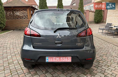 Хэтчбек Mitsubishi Colt 2009 в 