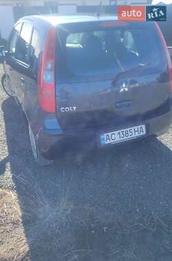 Хэтчбек Mitsubishi Colt 2006 в 