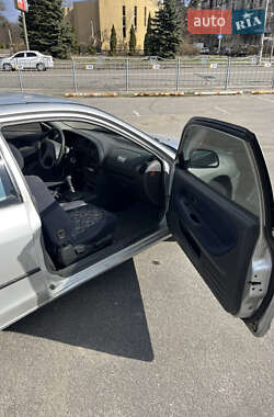 Хэтчбек Mitsubishi Colt 1996 в 