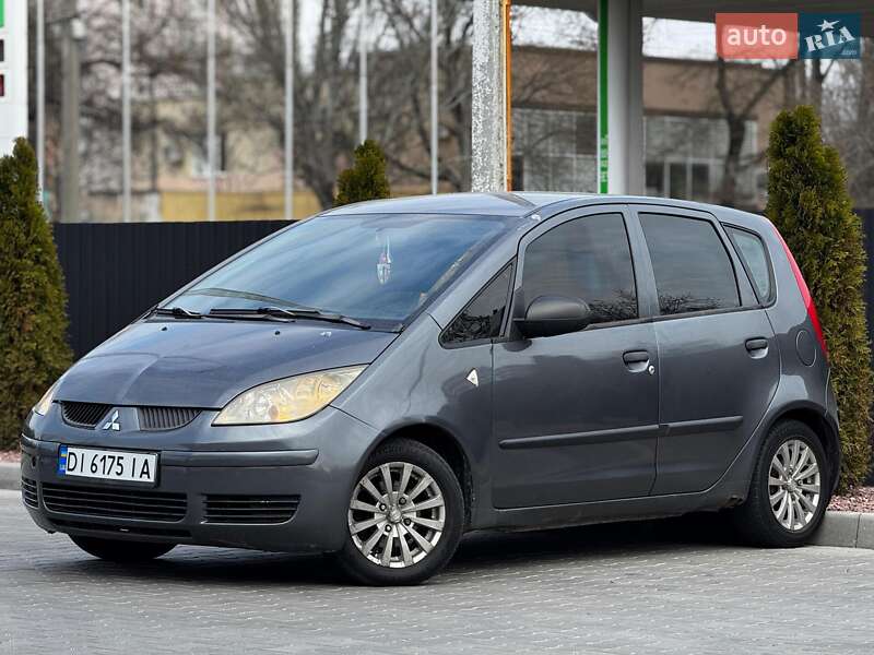 Хэтчбек Mitsubishi Colt 2008 в 