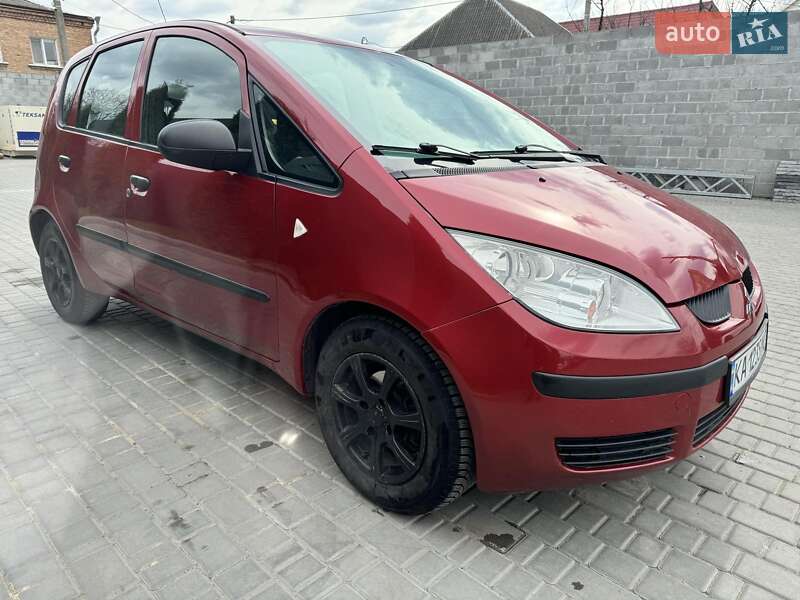 Хэтчбек Mitsubishi Colt 2008 в Кропивницком