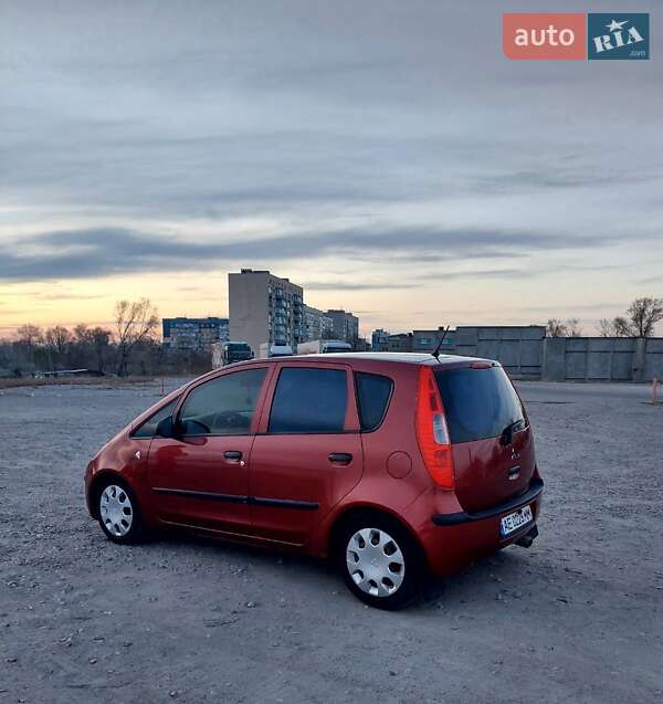 Хетчбек Mitsubishi Colt 2005 в Дніпрі