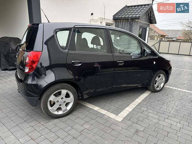 Хэтчбек Mitsubishi Colt 2012 в Черновцах