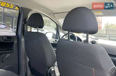 Хэтчбек Mitsubishi Colt 2009 в 