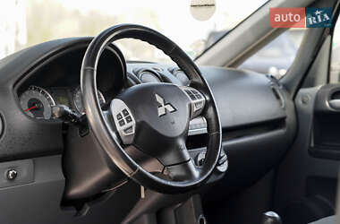 Хэтчбек Mitsubishi Colt 2009 в 