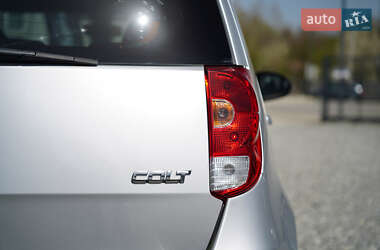 Хэтчбек Mitsubishi Colt 2009 в 
