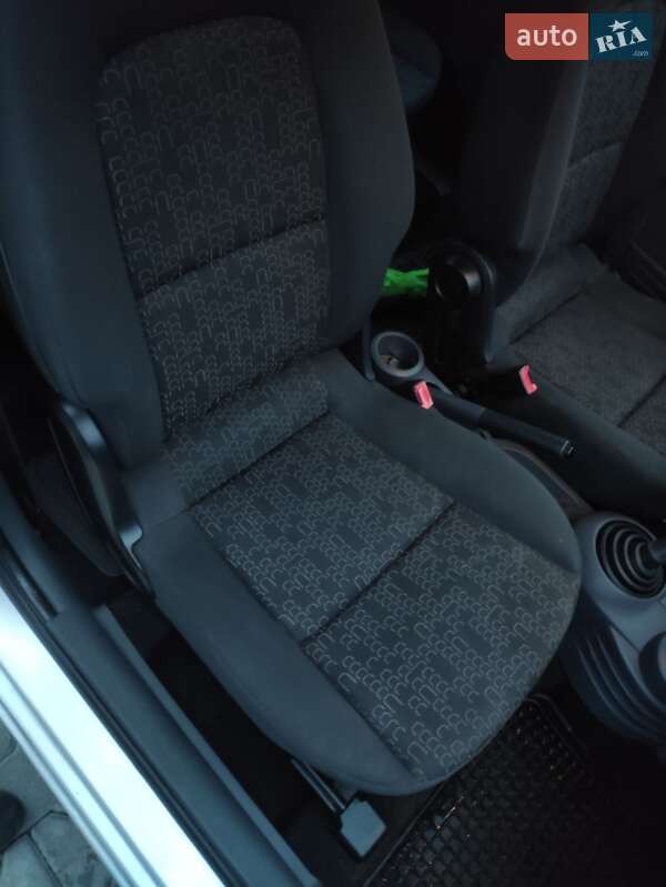 Хэтчбек Mitsubishi Colt 2009 в Львове