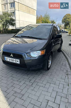 Хэтчбек Mitsubishi Colt 2010 в 