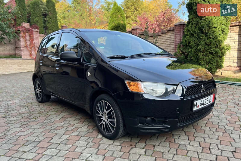 Хетчбек Mitsubishi Colt 2011 в Чернівцях