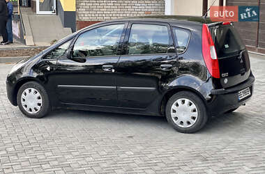 Хэтчбек Mitsubishi Colt 2005 в 