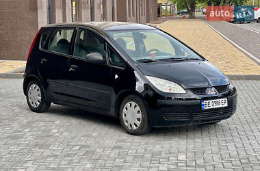 Хэтчбек Mitsubishi Colt 2005 в 