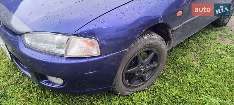 Хэтчбек Mitsubishi Colt 1997 в Черновцах