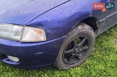 Хэтчбек Mitsubishi Colt 1997 в 