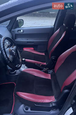 Хетчбек Mitsubishi Colt 2006 в 