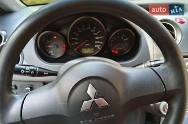 Хетчбек Mitsubishi Colt 2006 в 