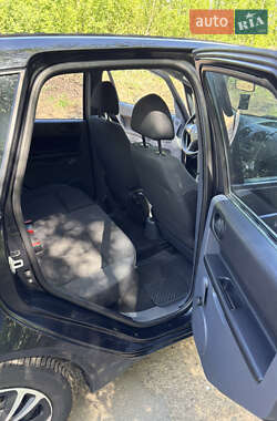 Хэтчбек Mitsubishi Colt 2009 в 