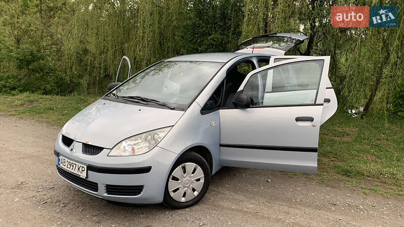 Mitsubishi Colt 2005
