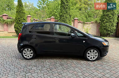 Хэтчбек Mitsubishi Colt 2010 в 
