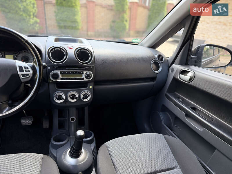 Хэтчбек Mitsubishi Colt 2010 в Черновцах