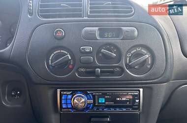 Хэтчбек Mitsubishi Colt 1998 в 