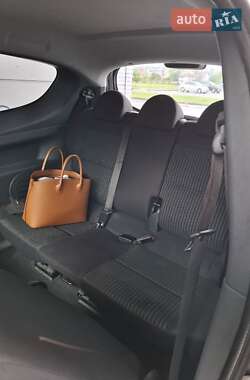 Хэтчбек Mitsubishi Colt 2007 в 