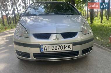 Хэтчбек Mitsubishi Colt 2006 в 