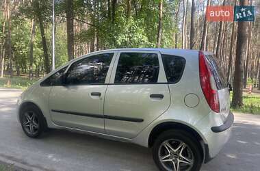 Хэтчбек Mitsubishi Colt 2006 в 