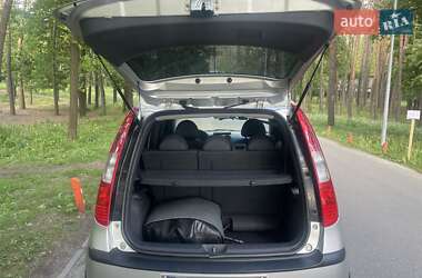 Хэтчбек Mitsubishi Colt 2006 в 