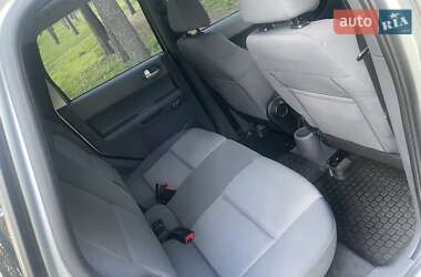 Хэтчбек Mitsubishi Colt 2006 в 