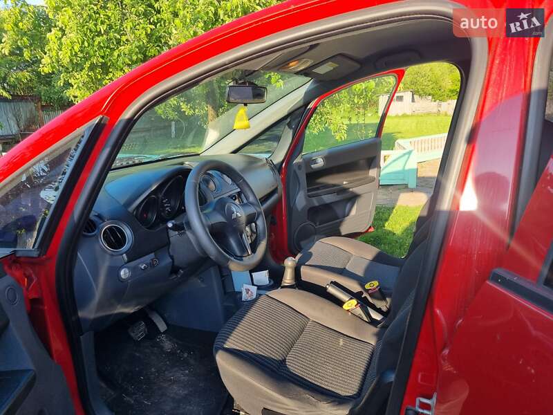 Хэтчбек Mitsubishi Colt 2007 в Житомире