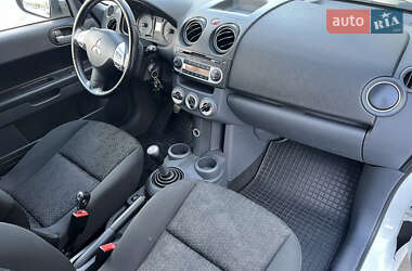 Хетчбек Mitsubishi Colt 2012 в 