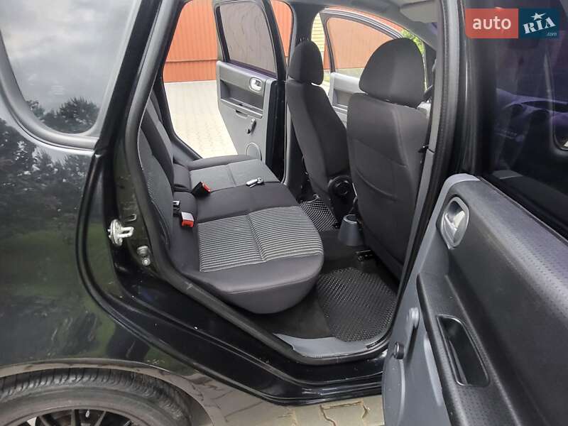 Хетчбек Mitsubishi Colt 2007 в Хмельницькому