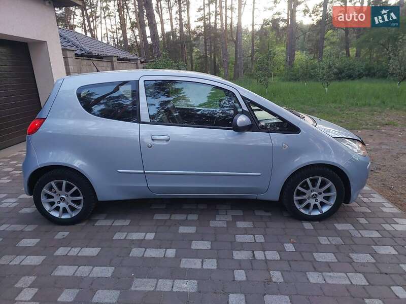 Хэтчбек Mitsubishi Colt 2008 в 