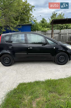 Хэтчбек Mitsubishi Colt 2006 в 