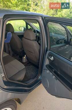 Хэтчбек Mitsubishi Colt 2008 в 