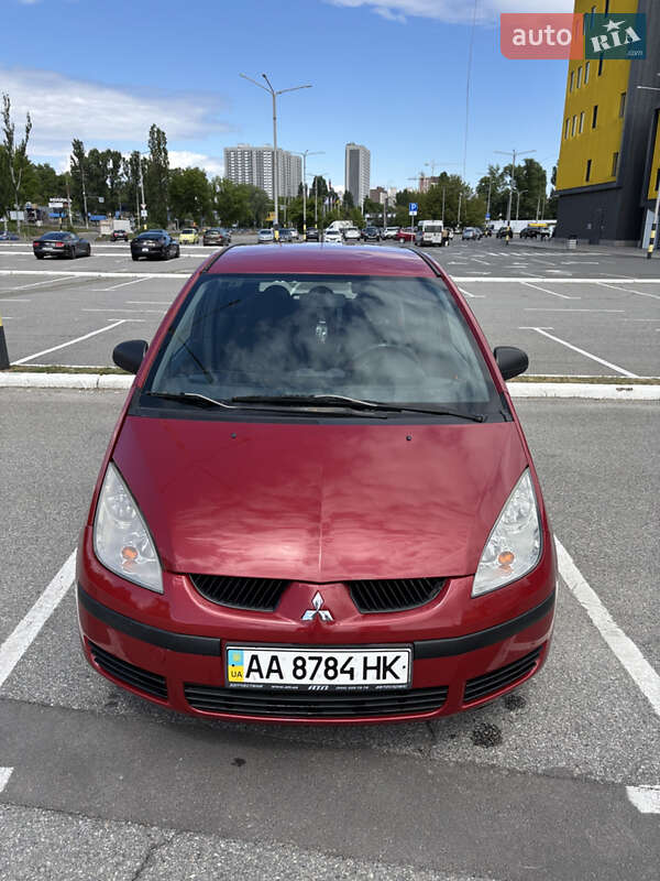 Хэтчбек Mitsubishi Colt 2008 в 