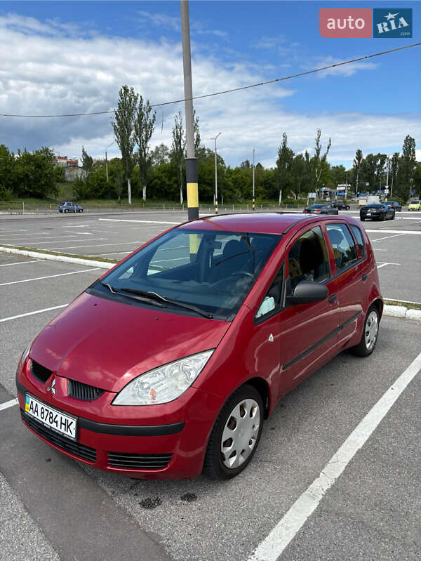 Хэтчбек Mitsubishi Colt 2008 в Киеве