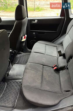 Хэтчбек Mitsubishi Colt 2008 в 