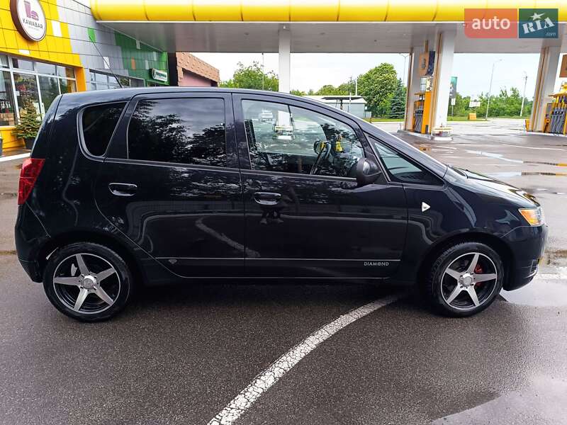 Хэтчбек Mitsubishi Colt 2011 в Киеве