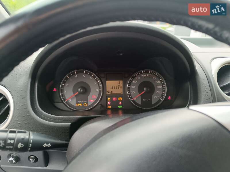 Хэтчбек Mitsubishi Colt 2011 в Киеве