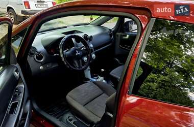 Хэтчбек Mitsubishi Colt 2007 в 