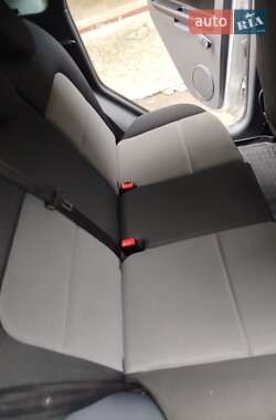 Хэтчбек Mitsubishi Colt 2009 в 