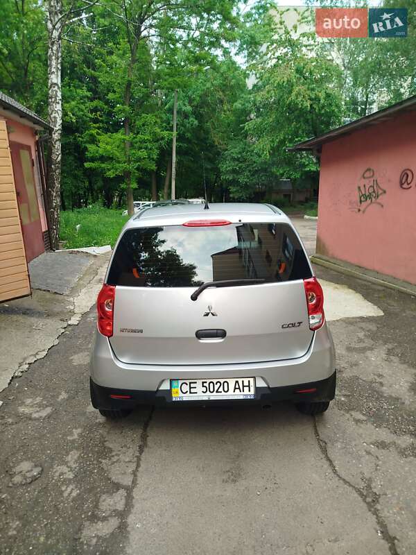 Хэтчбек Mitsubishi Colt 2009 в Черновцах