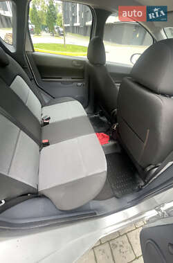 Хэтчбек Mitsubishi Colt 2010 в 