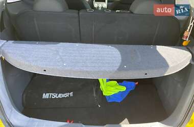 Хэтчбек Mitsubishi Colt 2008 в 