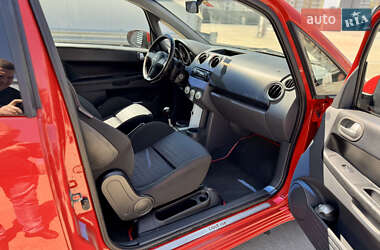 Хэтчбек Mitsubishi Colt 2006 в 