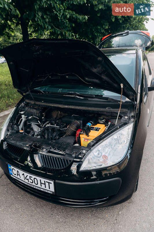 Хэтчбек Mitsubishi Colt 2005 в Умани