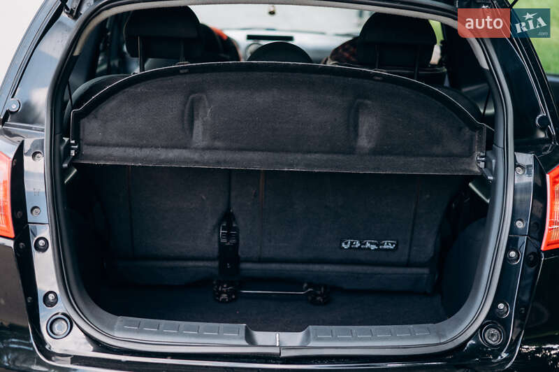 Хэтчбек Mitsubishi Colt 2005 в Умани