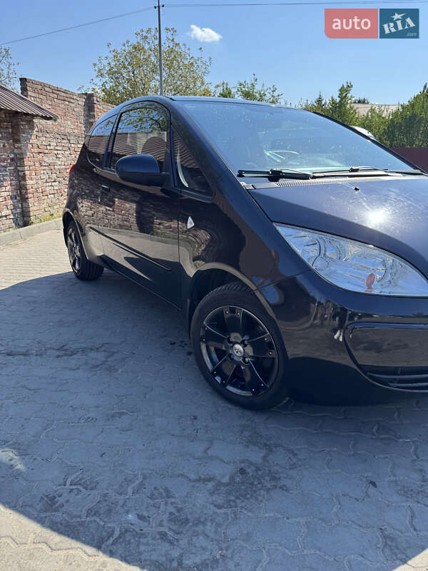 Хэтчбек Mitsubishi Colt 2008 в Львове